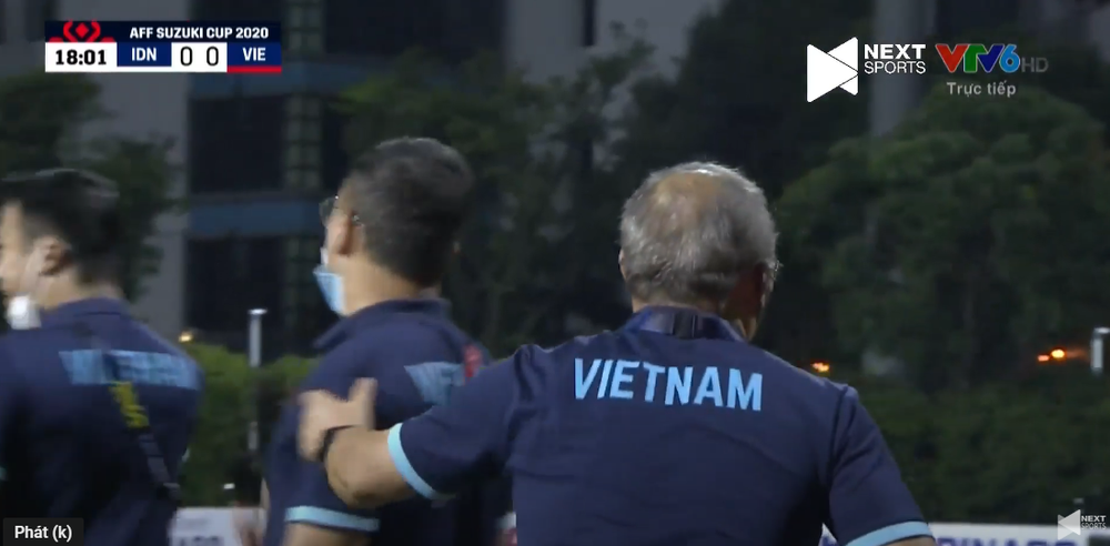 Điều kỳ lạ ở trận Việt Nam vs Indonesia: Thầy Park sắm vai người bình tĩnh-2