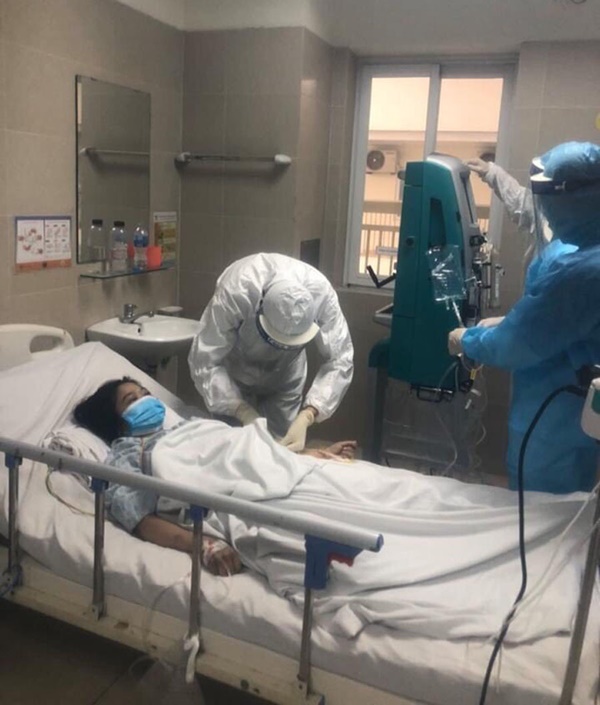 Bác sĩ nói về điểm chung của các ca Covid-19 nặng, nguy kịch ở Hà Nội-2
