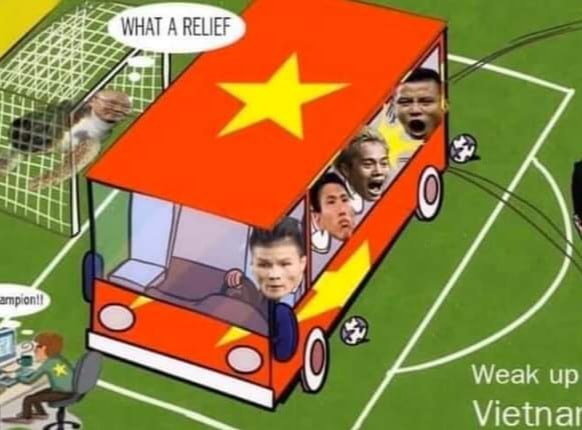 Ảnh chế: Fan Indonesia hồn nhiên tố tuyển Việt Nam đỗ xe bus trước khung thành-1