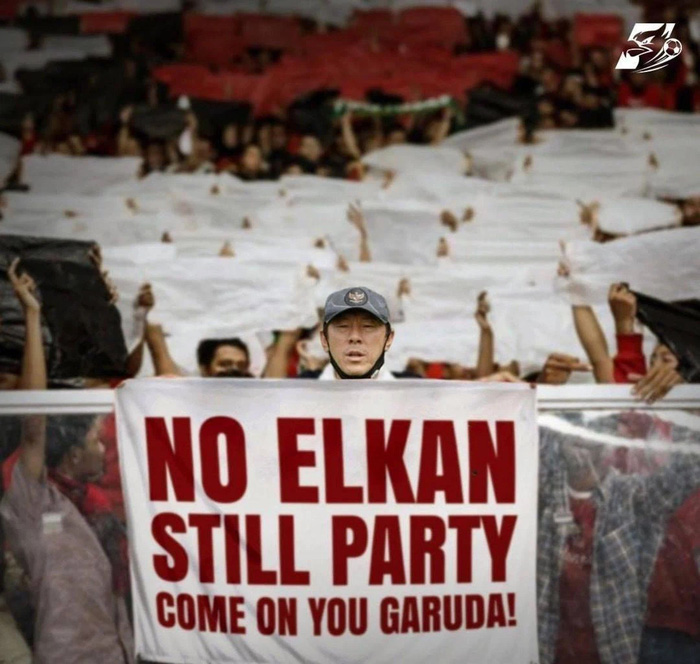 Ảnh chế: Fan Indonesia hồn nhiên tố tuyển Việt Nam đỗ xe bus trước khung thành-8