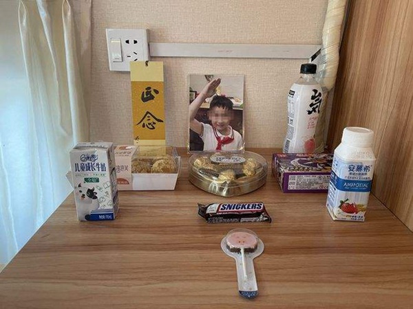 Cậu bé 11 tuổi đột ngột nhảy lầu tự tử trong ngày sinh nhật ông nội, lá thư tuyệt mệnh hé lộ sự thật động trời khiến phụ huynh không thể ngồi yên-4