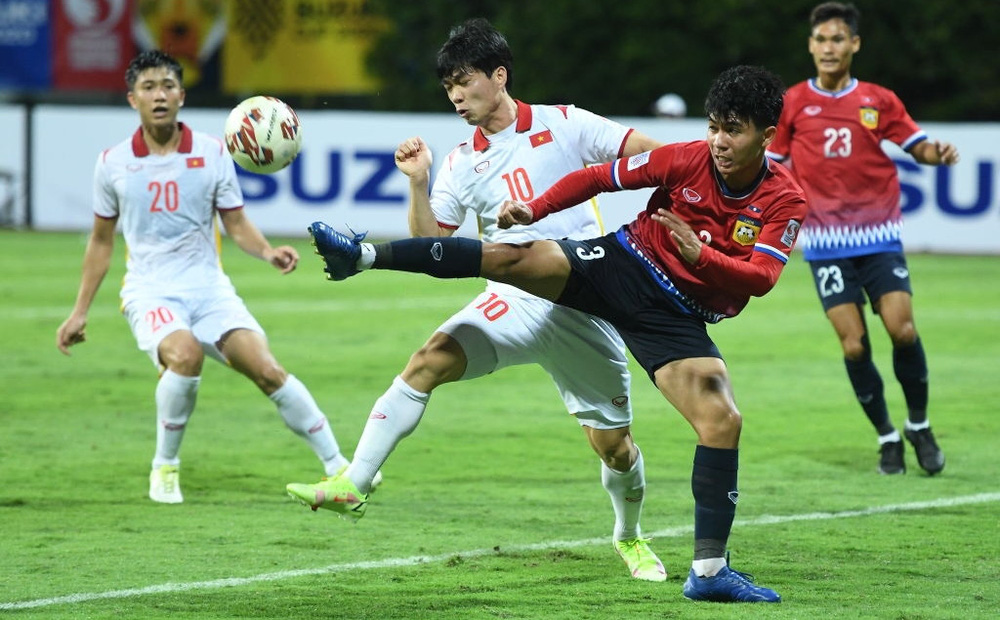 NÓNG: Bác sĩ đội tuyển Việt Nam thông báo về tình hình chấn thương của Công Phượng-1