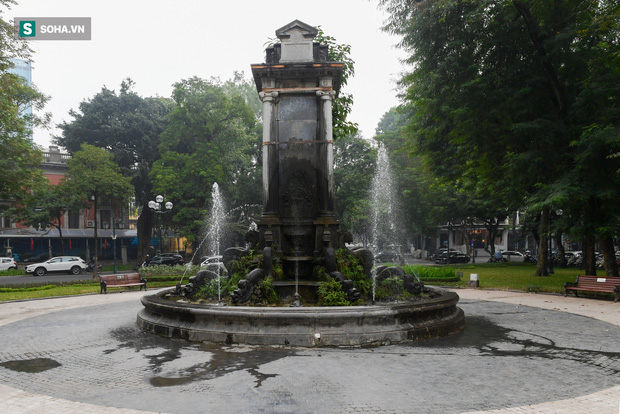 Khám phá ngôi mộ 122 năm tuổi gần hồ Gươm - nhiều người ngã ngửa khi biết sự thật này-1