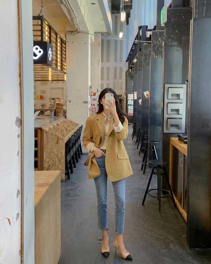 Tái xuất sở làm sau mùa dịch, nàng công sở học ngay 7+ cách biến hóa cùng áo blazer-9