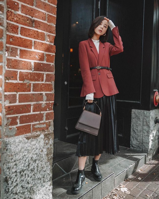 Tái xuất sở làm sau mùa dịch, nàng công sở học ngay 7+ cách biến hóa cùng áo blazer-25