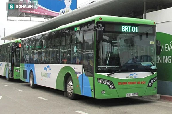 Phụ huynh phản ánh nữ sinh tiêm hai mũi vắc xin phòng COVID-19 trong một lần-5