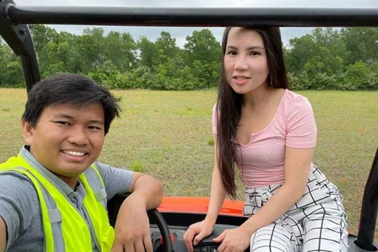 Triệu phú Vương Phạm nhất quyết không cho vợ xài túi hiệu, VÌ SAO?