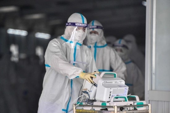 Ngày 16/12, cả nước giảm 255 ca Covid-19 so với ngày hôm qua; 1.033 bệnh nhân được chữa khỏi