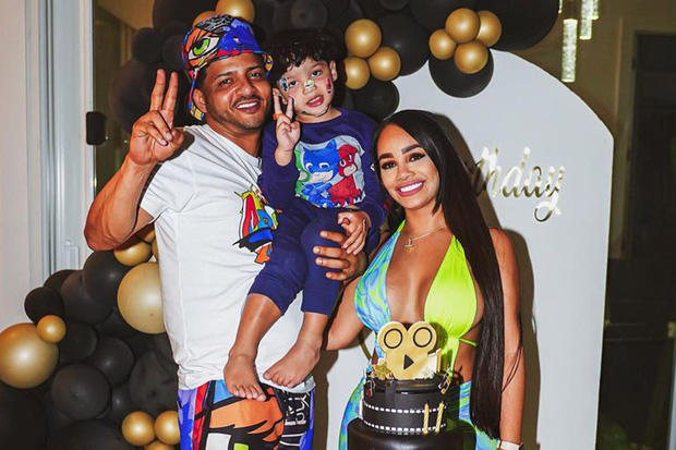 Tai nạn máy bay kinh hoàng, 1 nhà sản xuất âm nhạc có hit 2,2 tỉ view và toàn bộ gia đình thiệt mạng-2