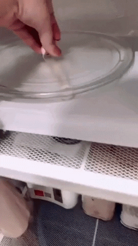 Bóc tỏi không cần dùng dao siêu đơn giản: Chạm nhẹ là vỏ bong ra ngay, vậy mà bấy lâu nay chúng ta không biết!-2