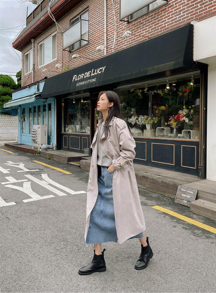 Ghim ngay 4 cách diện chân váy + boots để vóc dáng không bị dìm thậm tệ-13