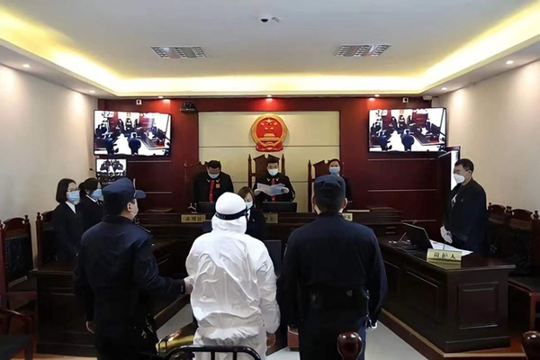 Bị gã đàn ông nghiện phim khiêu dâm bắt nhốt làm nô lệ tình dục trong hầm tân hôn, cảnh tượng của thiếu nữ 16 tuổi khi được giải cứu khiến ai nấy xót xa-6