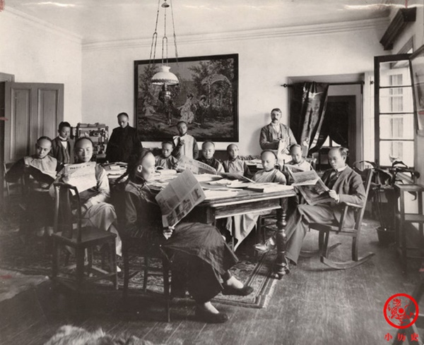 Loạt ảnh xưa quý hiếm thời nhà Thanh: Cận cảnh nhan sắc thiếu nữ trong nhà thổ, hình cuối hé lộ trình sống ảo của Từ Hi Thái hậu-2