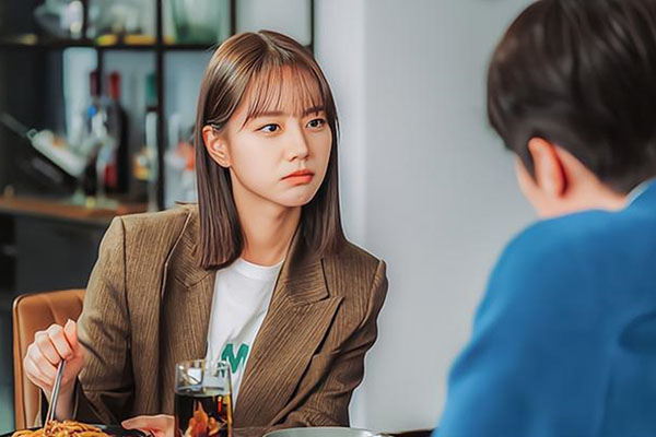 Đến nhà hàng sang ăn tối, đối tượng hẹn hò ngang nhiên” đóng gói thức ăn thừa, sau khi về nhà tôi quyết định kết hôn với anh ấy-2