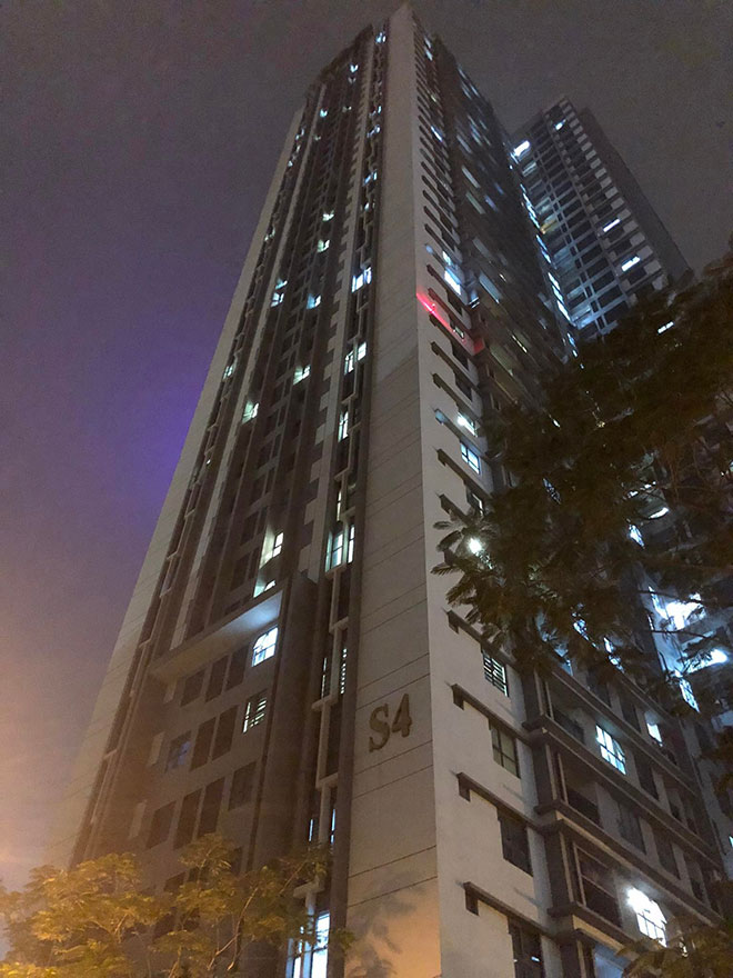 Bé trai rơi tử vong ở chung cư Goldmark City, mẹ khóc ngất tại hiện trường: 23 giây ám ảnh-2