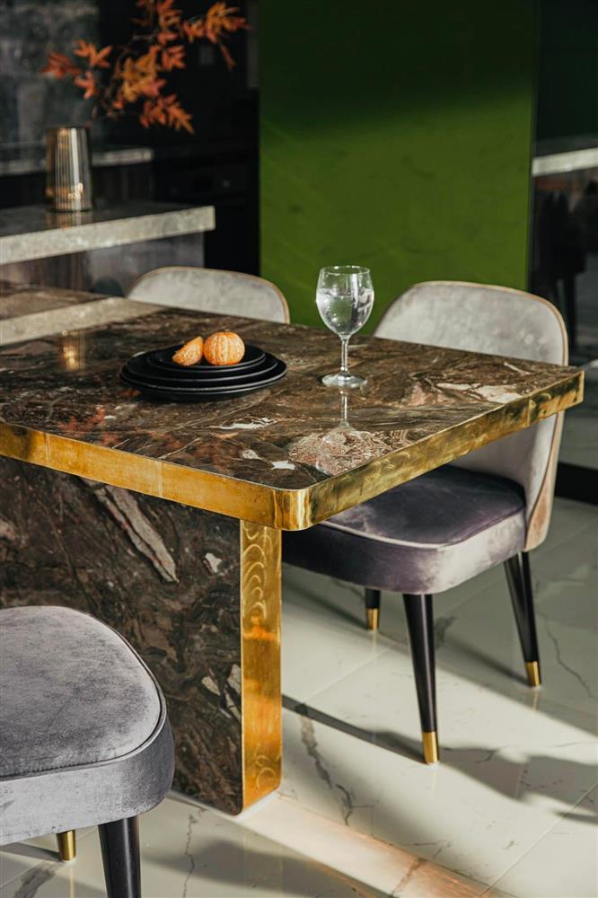 Căn hộ màu Giáng sinh ấm áp, ấn tượng&nbsp;bởi những đường nét đầy cá tính mà vẫn đượm chất thơ-2