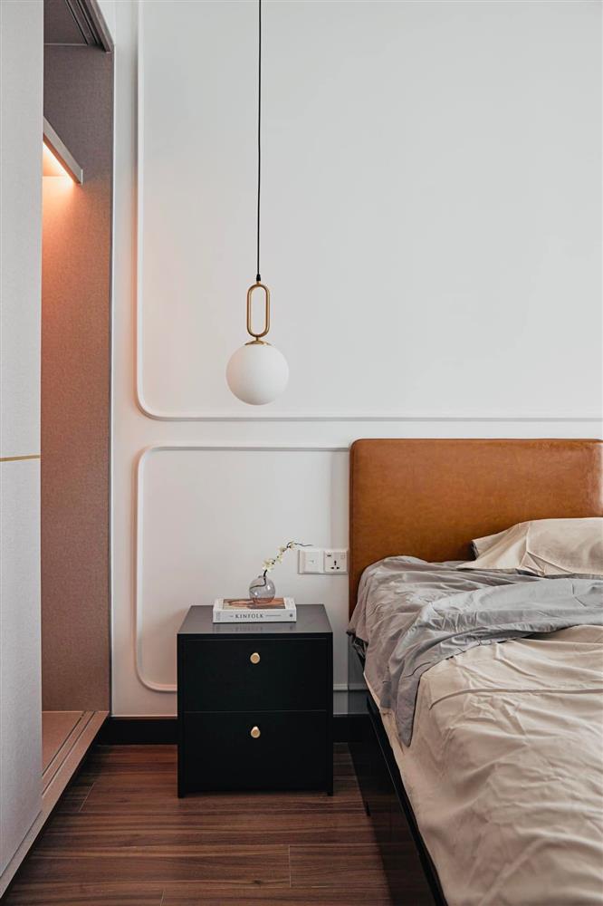 Căn hộ màu Giáng sinh ấm áp, ấn tượng bởi những đường nét đầy cá tính mà vẫn đượm chất thơ-16