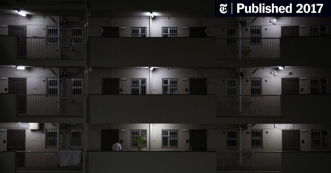 Các mảnh giấy note viết tay liên tục xuất hiện bí ẩn trong nhà, chàng trai đăng đàn hỏi mới biết bấy lâu sống chung với sát thủ vô hình-1