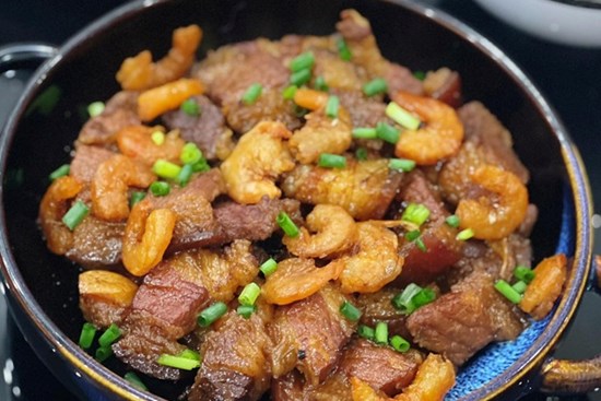 Thịt ba chỉ làm thế này thì chỉ dừng ăn vì no chứ không phải vì chán!