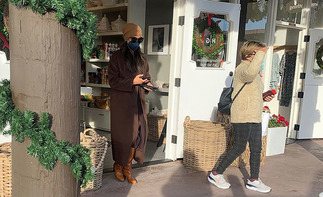 Meghan bị bắt gặp đi mua sắm một mình, chẳng ngờ để lộ ra chi tiết bất thường trở thành trò cười cho thiên hạ-5