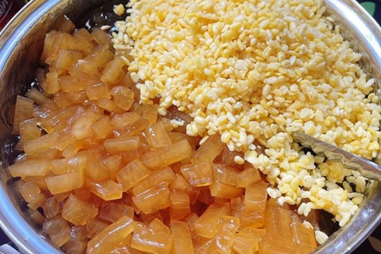 Ở nhà vì dịch Covid-19, nữ giáo viên làm thêm nghề này, ngày kiếm cả triệu đồng