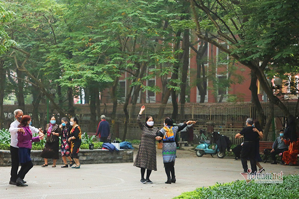 Hà Nội có thêm quận vùng cam khi số F0 lập đỉnh-1