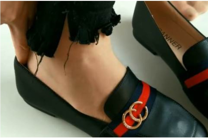 Đi giày cao gót khiến chân bị đau, sưng tấy? Đừng lo, khi biết mẹo nhỏ này dù đi cả ngày chân bạn vẫn luôn thoải mái-4