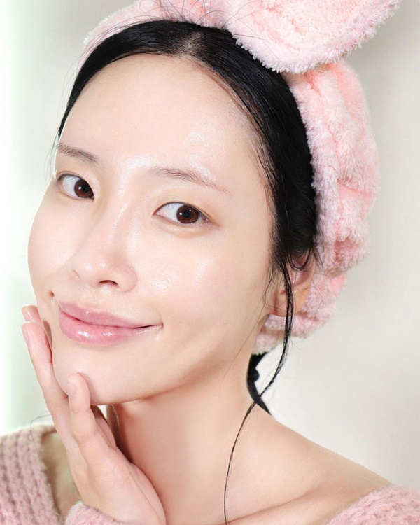 Quy trình skincare tối giản cho tuổi 30+: Chỉ 5 bước nhưng giúp da cứ tằng tằng đẹp lên-1