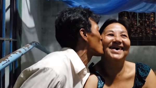 Trai tân 36 tuổi lấy vợ 56 tuổi: Định mệnh từ điện thoại 800 nghìn và bức ảnh chụp nhà-4