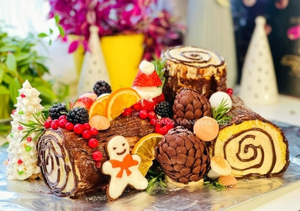 Mẹ Việt ở Đan Mạch khoe loạt bánh kem rực rỡ mùa Giáng sinh, bật mí cả bí quyết trang trí bánh cực đơn giản-1