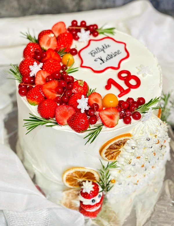 Mẹ Việt ở Đan Mạch khoe loạt bánh kem rực rỡ mùa Giáng sinh, bật mí cả bí quyết trang trí bánh cực đơn giản-6