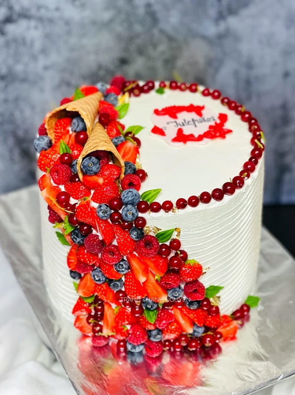 Mẹ Việt ở Đan Mạch khoe loạt bánh kem rực rỡ mùa Giáng sinh, bật mí cả bí quyết trang trí bánh cực đơn giản-12