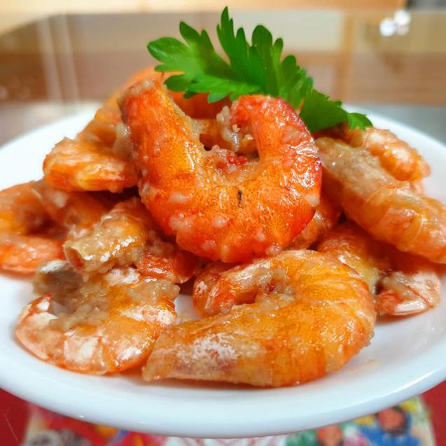 Tôm rang cùng thứ nước vắt ra từ quả này, thơm lừng, đỏ au, béo ngậy-6