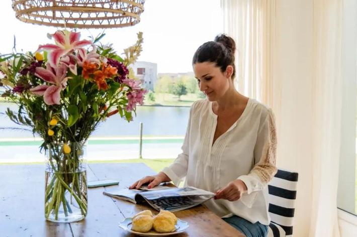 Ngôi nhà đẹp bình yên của nữ nhà báo quyết rời phố về ngoại ô cùng chồng con-2