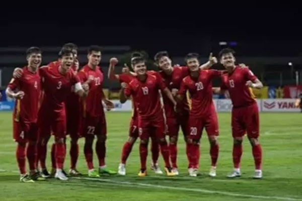 Tấn Trường thốt lên câu cay đắng, cửa lên tuyển liệu có bị bít lại bởi những lời ác cảm?-3