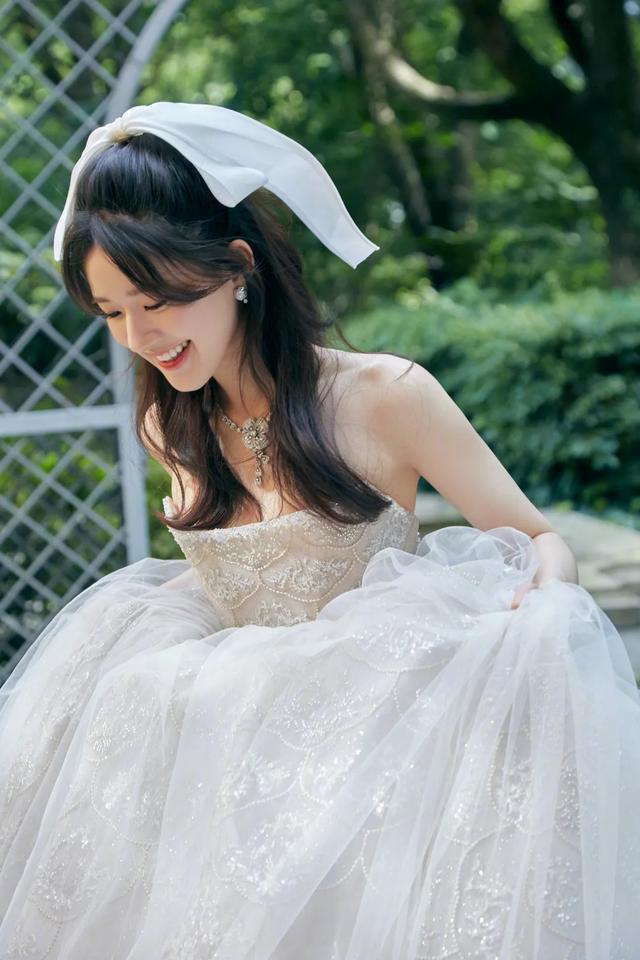 F5 tóc mái giúp nàng ghi điểm trong tiệc cuối năm-6