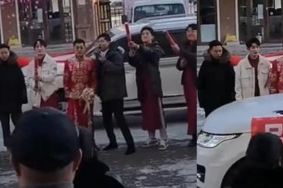 Hôn lễ đang diễn ra, bạn trai cũ của cô dâu xuất hiện với băng rôn có dòng chữ khiến đám cưới trở thành 