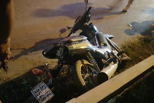 Tai nạn liên hoàn tại cầu vượt cao tốc TP.HCM - Trung Lương, hai cha con tử vong thương tâm-1