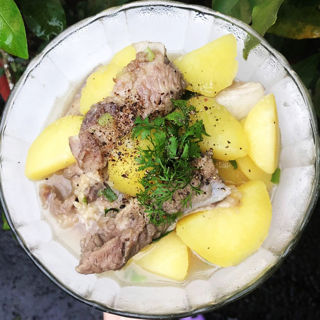 Trời lạnh nấu ngay món canh nóng hổi này để chén thì thích phải biết-5