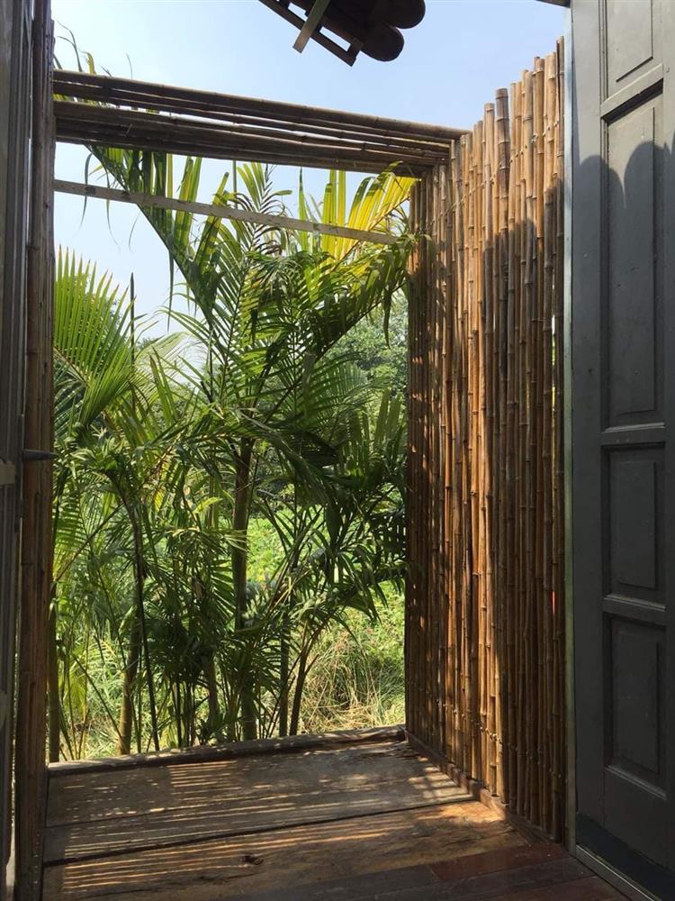 Nhà sàn 28m2 với chi phí chỉ 100 triệu đồng, bày trí nội thất Đông Dương cổ-16