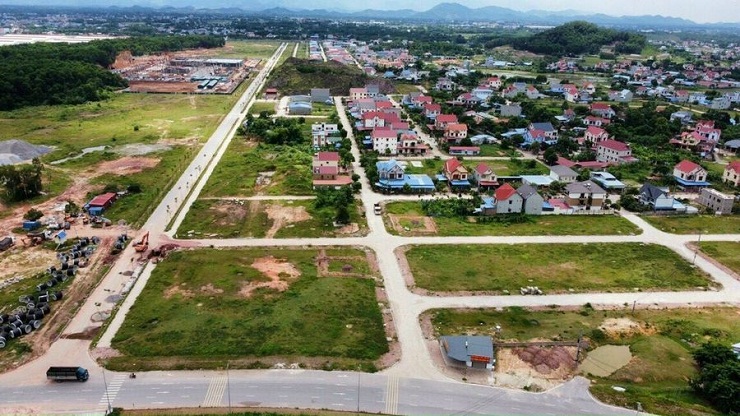 Đất nền sốt nóng, có nơi tăng 100%, nhà đầu tư ráo riết săn lùng-3