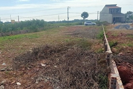 Đất nền sốt nóng, có nơi tăng 100%, nhà đầu tư ráo riết săn lùng