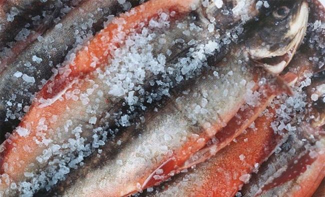Thói quen bảo quản và ăn cá gây ung thư vòm họng cực nhanh, đáng tiếc vào mùa lạnh nhiều gia đình lại cực thích-2