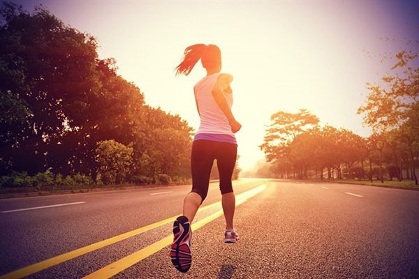 Đi bộ là liều thuốc tốt nhất để tăng tuổi thọ: Mỗi ngày kiên trì đi bộ 7000 bước, một thời gian sau cơ thể sẽ đón nhận 6 sự thay đổi ngoạn mục-4