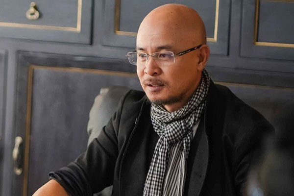 Vua cà phê Đặng Lê Nguyên Vũ nhắn gửi các con: Đàn ông lo việc lớn thì không có thời gian ôm ấp con cái”-5