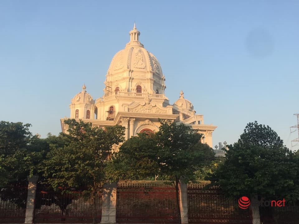 Dàn lâu đài siêu khủng” của đại gia Nguyễn Đức Thụy-5