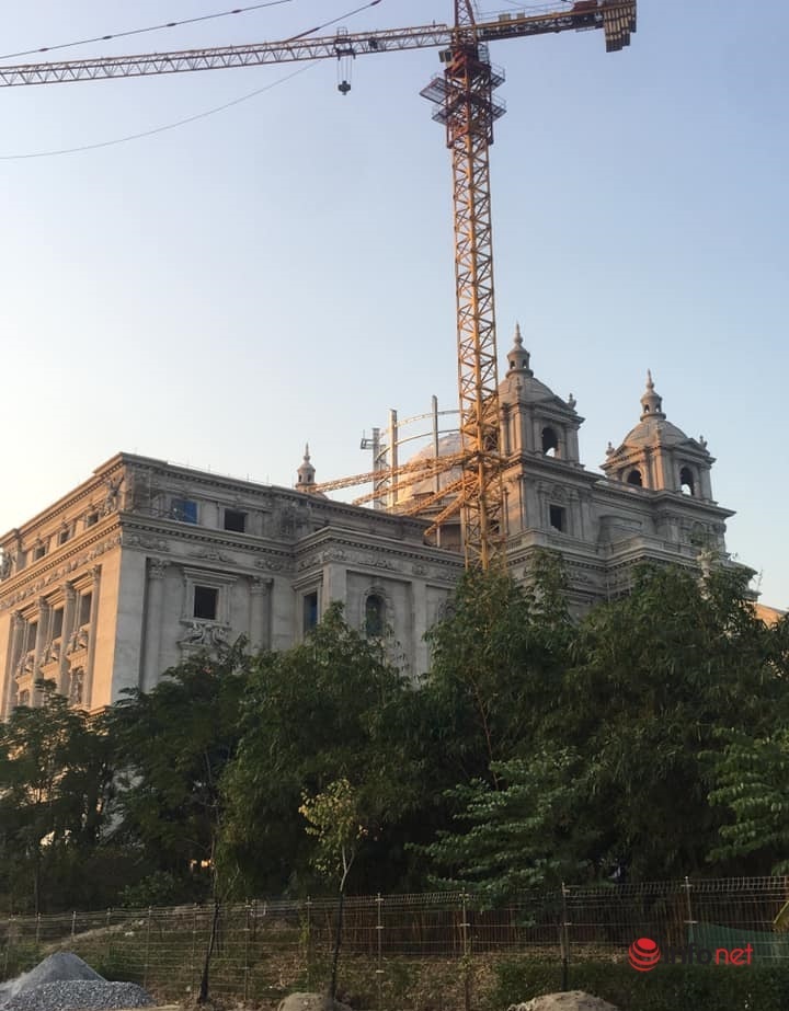 Dàn lâu đài siêu khủng” của đại gia Nguyễn Đức Thụy-14