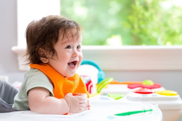 Thời điểm vàng chuẩn khoa học cho bé ăn dặm, mẹ nhất định nắm rõ để con phát triển khoẻ mạnh-1
