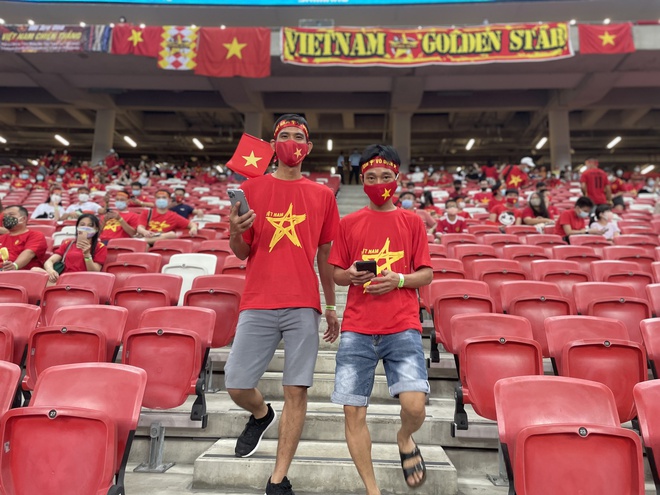 Việt Nam 0-2 Thái Lan: Quang Hải hai lần dứt điểm trúng khung gỗ, tuyển Việt Nam chờ lật ngược thế cờ ở lượt về  23/12/2021 19:00:00 GMT+7-20