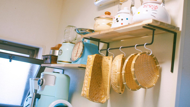 5 căn bếp rộng vỏn vẹn vài m2, đi 3 bước chân là hết nhưng cách sắp xếp khiến ai cũng phải xuýt xoa: Đúng là nhỏ nhưng có võ!-9